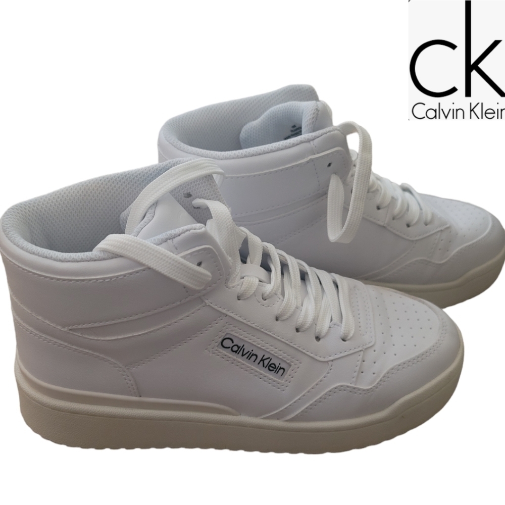 CALVIN KLEIN Arezi Woman's Sneakers & Athletic Shoes Size 8M